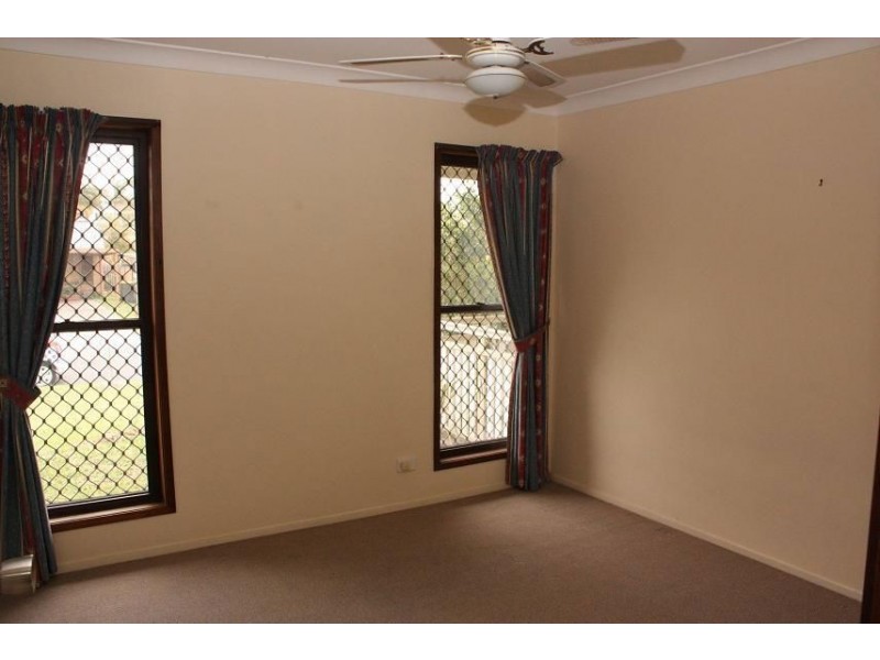 39 Pallert Street, Middle Park QLD 4074