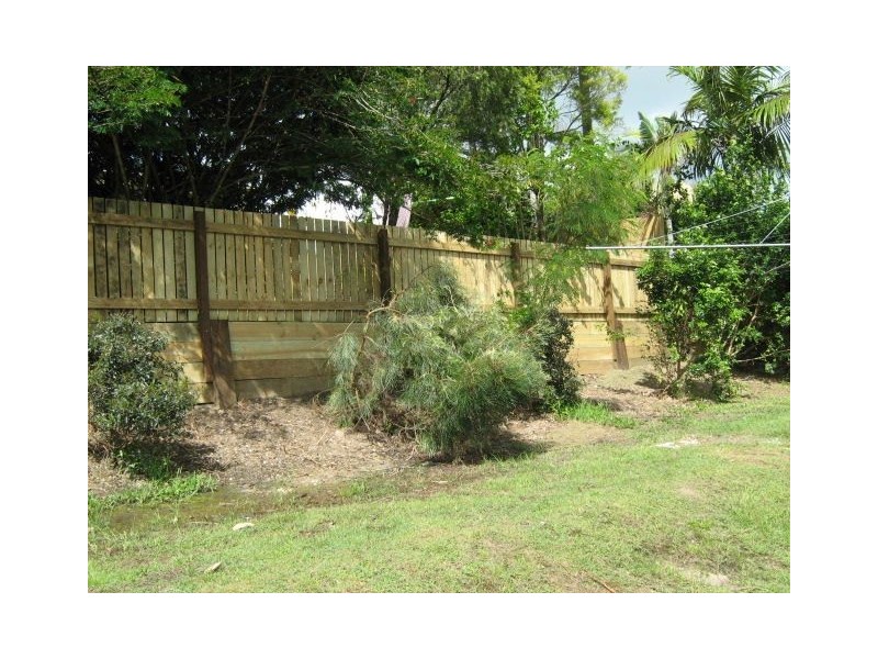 39 Pallert Street, Middle Park QLD 4074