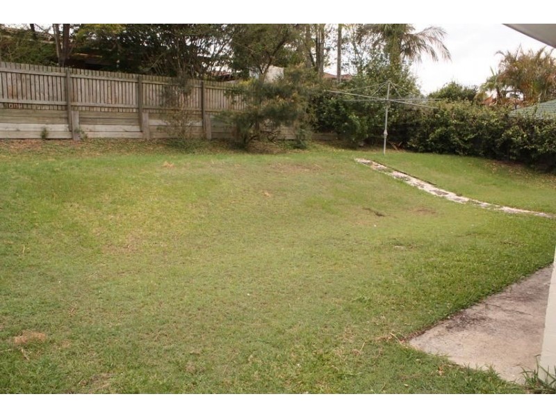 39 Pallert Street, Middle Park QLD 4074