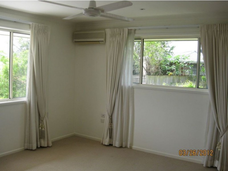 8 Apanie Street, Middle Park QLD 4074