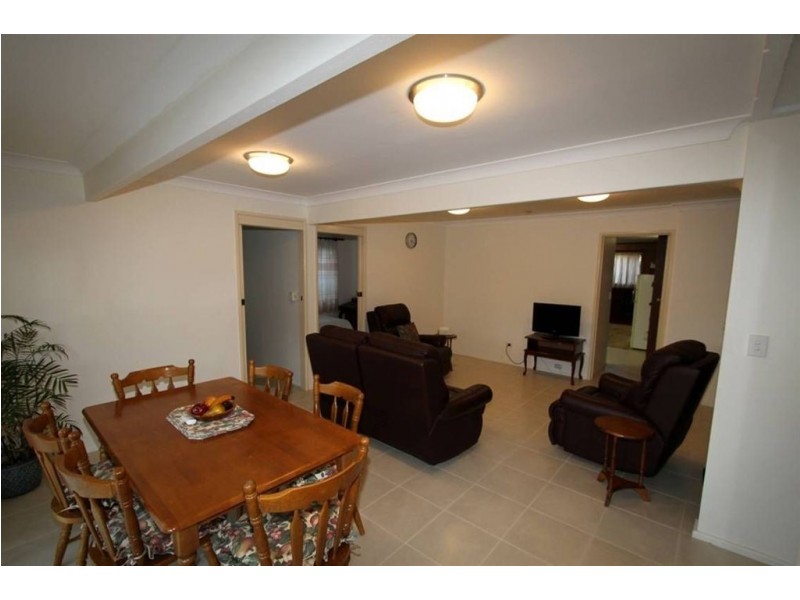 24 Maribor Street, Westlake QLD 4074