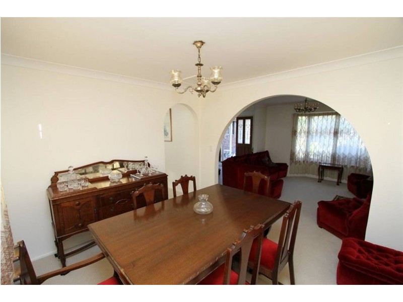 24 Maribor Street, Westlake QLD 4074