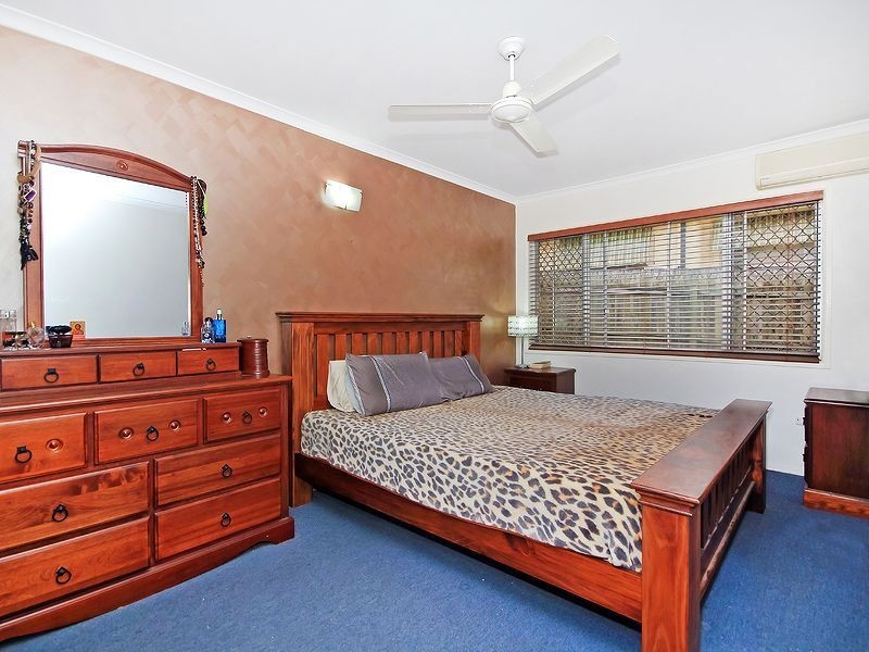 38 Dandenong Road, Jamboree Heights QLD 4074