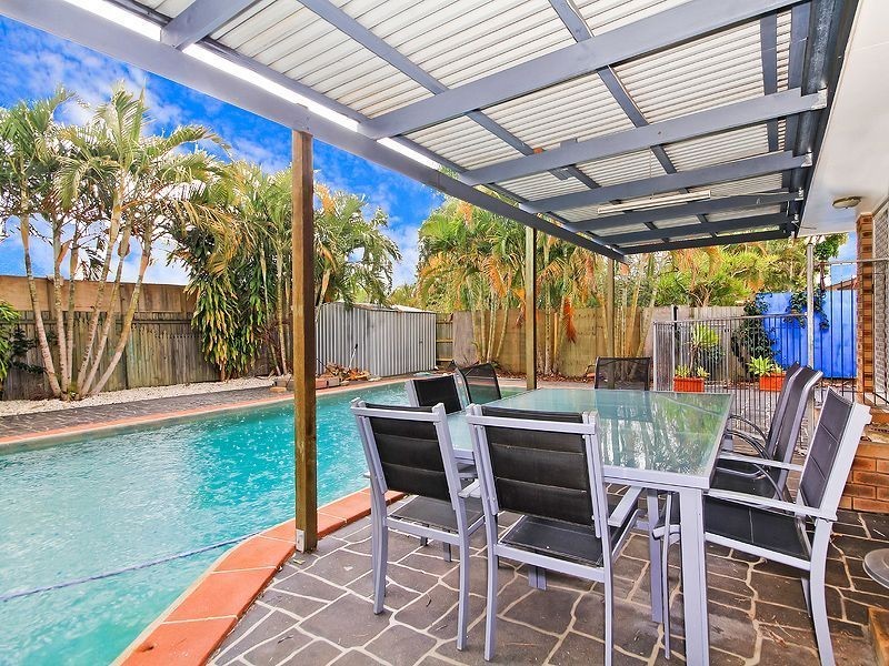 38 Dandenong Road, Jamboree Heights QLD 4074