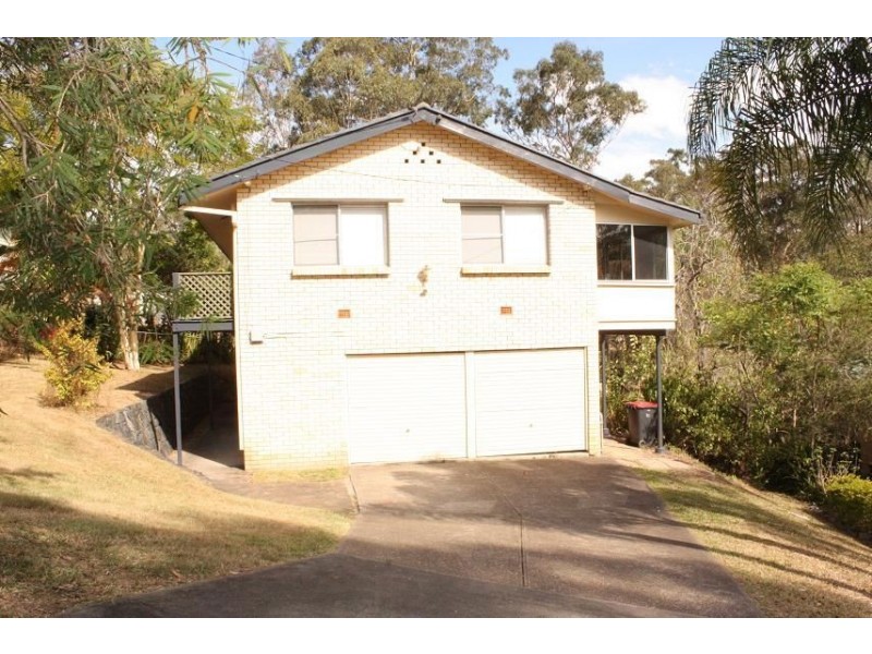 4 Marland Street, Kenmore QLD 4069