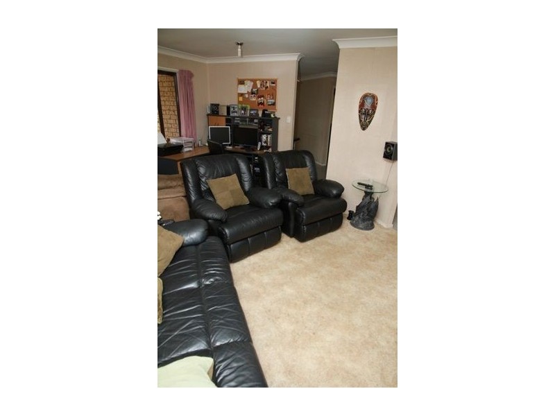 25 Avondale  Road, Sinnamon Park QLD 4073