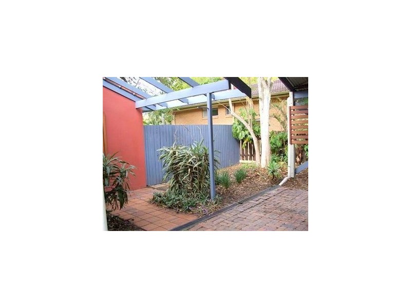 20 Halimah Street, Chapel Hill QLD 4069