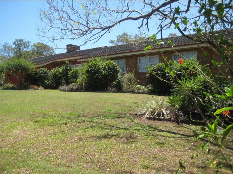 5 Bina Street, Chapel Hill QLD 4069