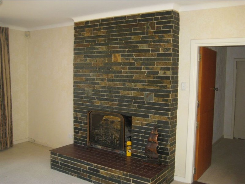 5 Bina Street, Chapel Hill QLD 4069