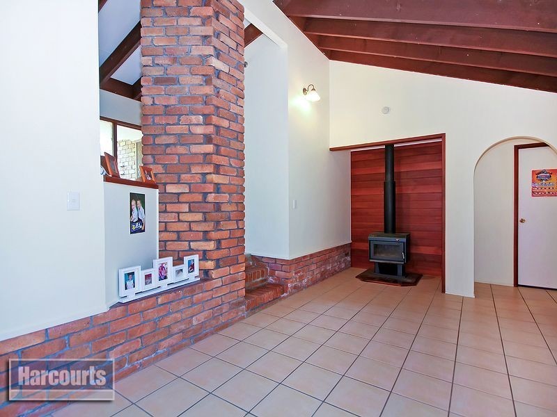70 Raeside Street, Westlake QLD 4074