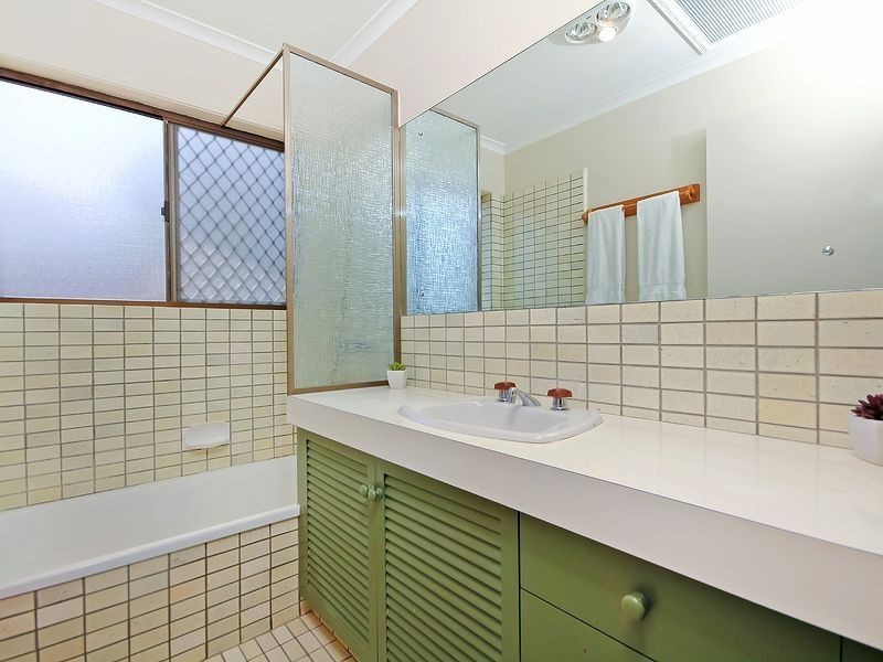 10 Hilliup Street, Westlake QLD 4074