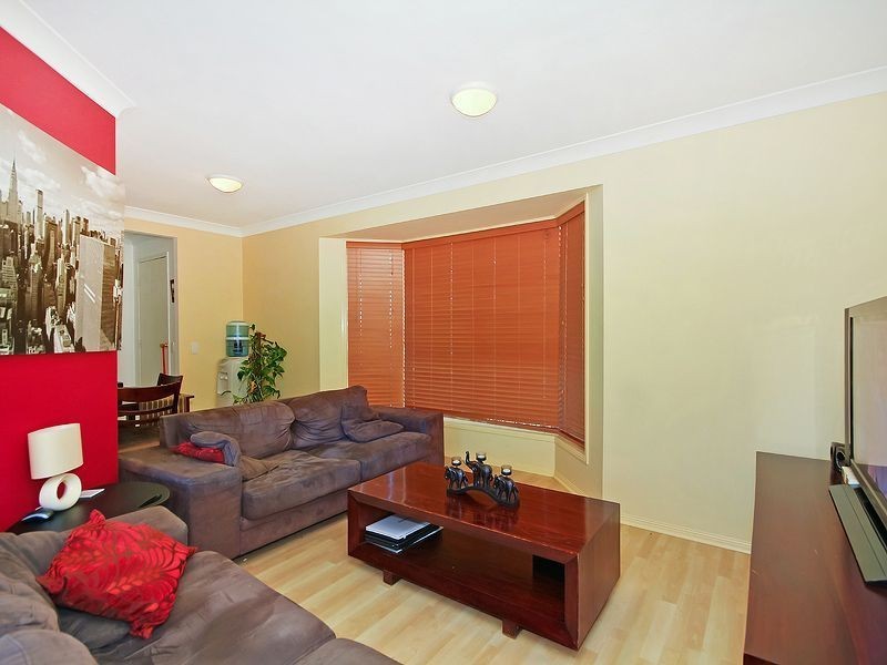 33 Delapine Place, Seventeen Mile Rocks QLD 4073