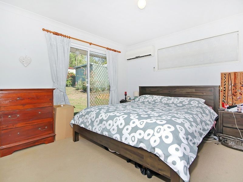 33 Delapine Place, Seventeen Mile Rocks QLD 4073