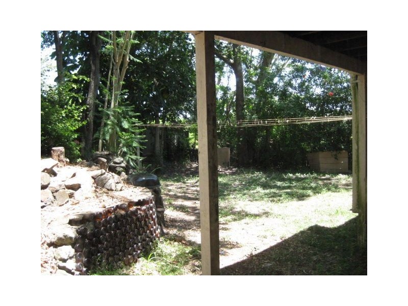 4 Lanark Street, Kenmore QLD 4069