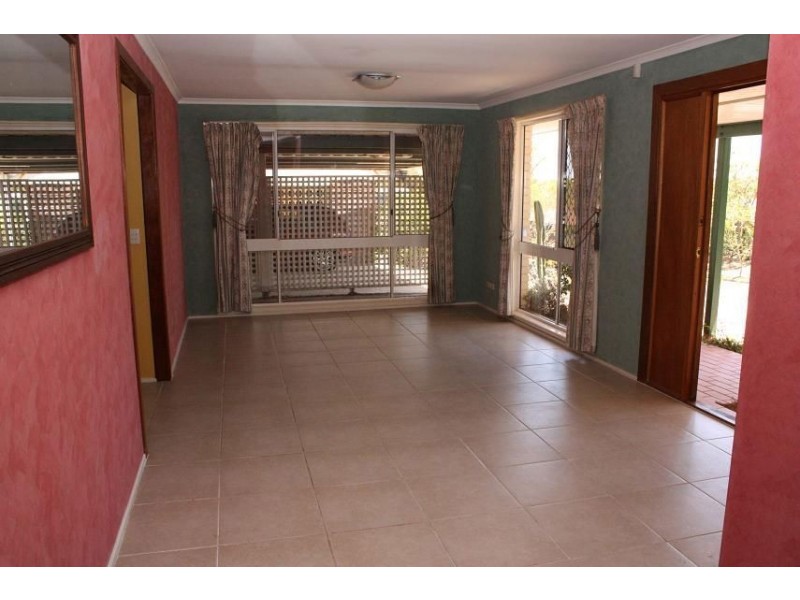 311 Horizon Drive, Westlake QLD 4074