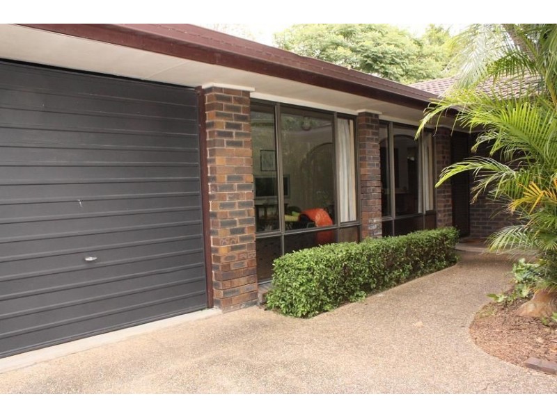 4 Aegean Close, Jamboree Heights QLD 4074