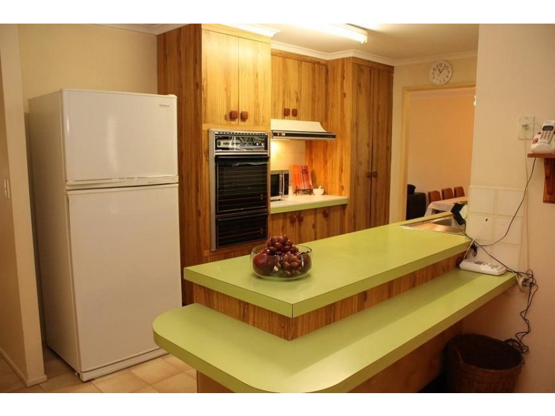 4 Aegean Close, Jamboree Heights QLD 4074