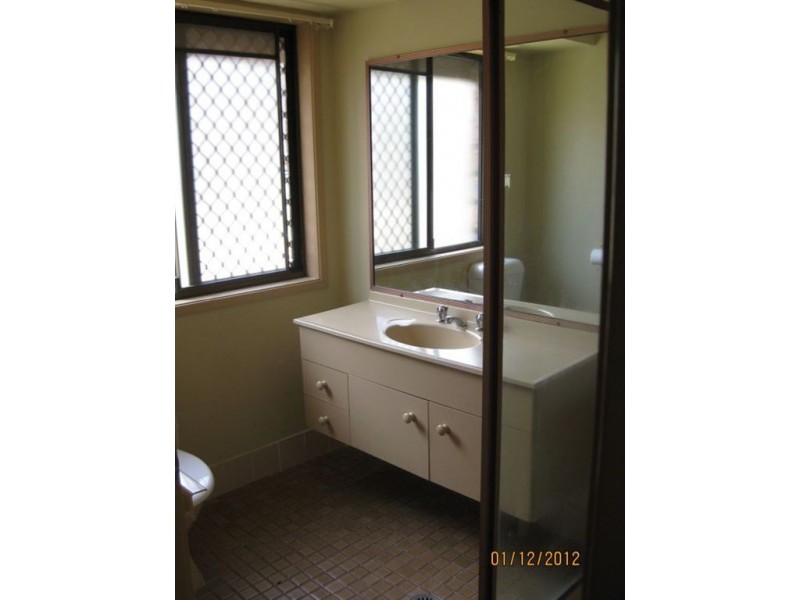 36 Radcliffe Street, Sinnamon Park QLD 4073