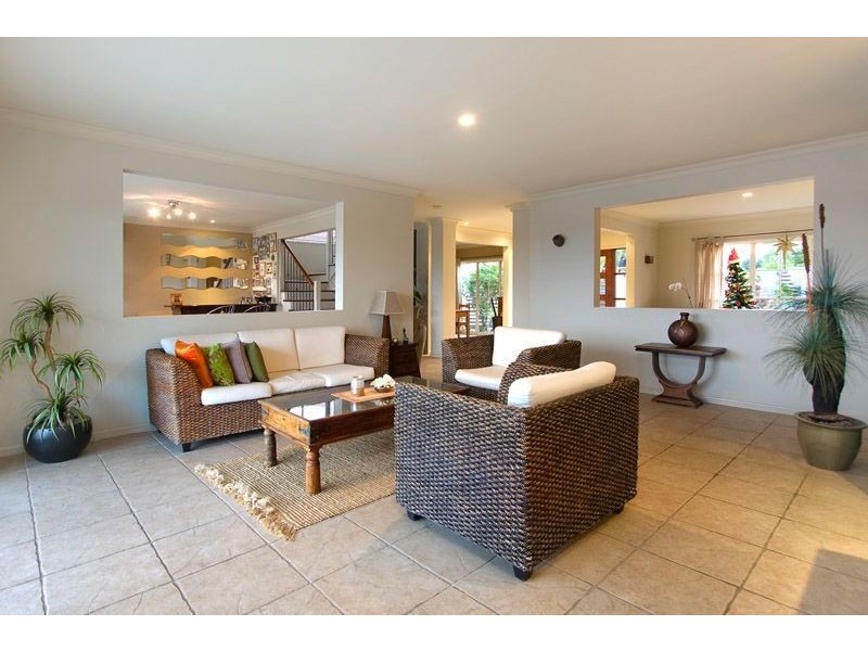 49 Crestwood Place, Moggill QLD 4070