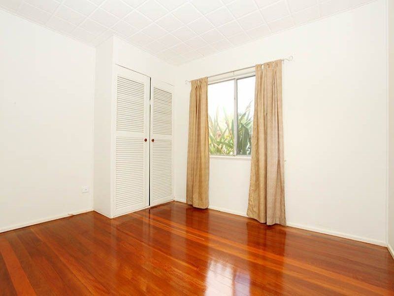 34 Argyle Street, Seventeen Mile Rocks QLD 4073