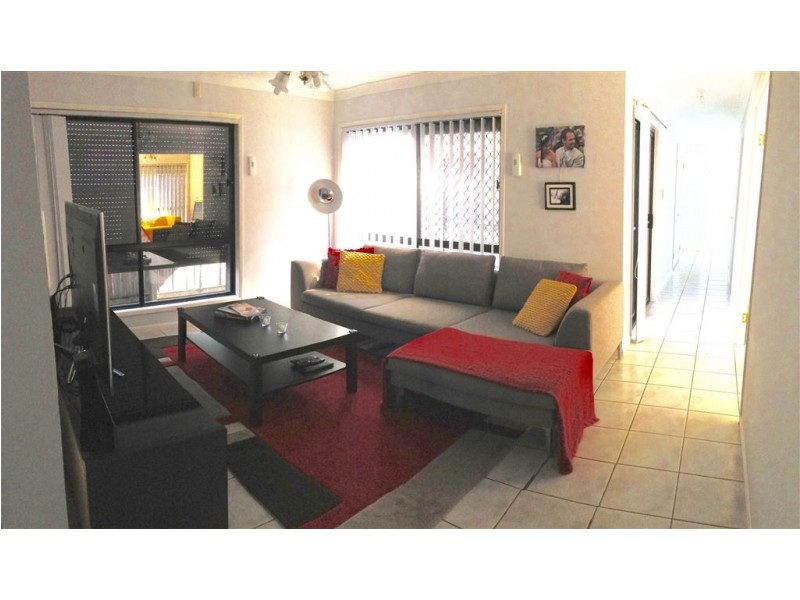 5 Wandi Close, Riverhills QLD 4074