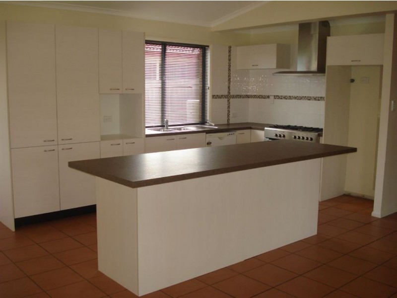 18 Danube Cres, Springfield QLD 4300