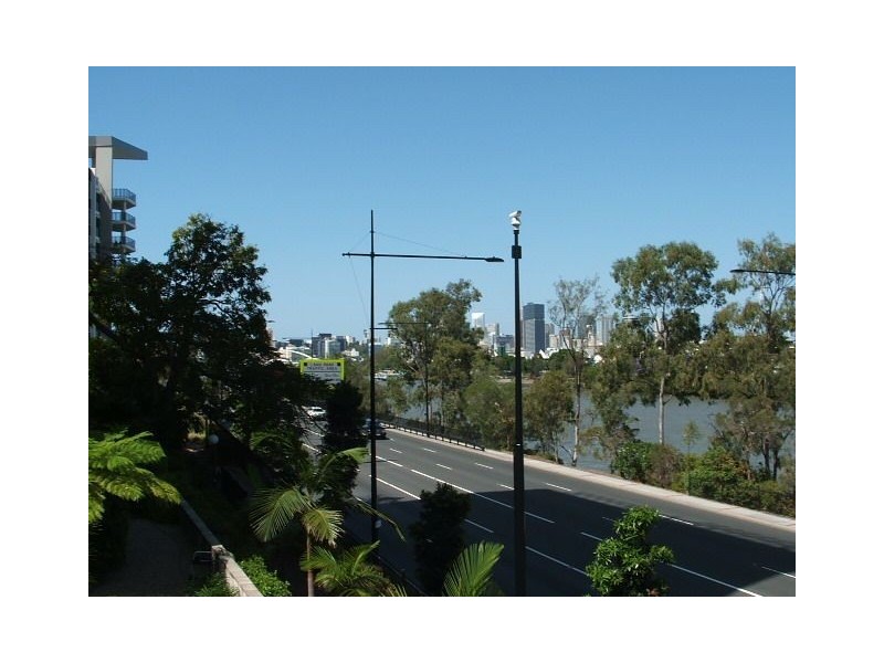 385B Coronation Drive, Auchenflower QLD 4066