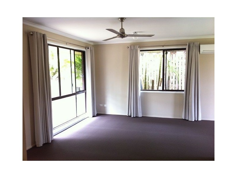 406 Sumners Road, Riverhills QLD 4074