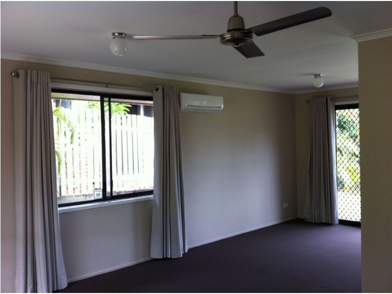 406 Sumners Road, Riverhills QLD 4074