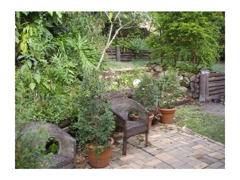 14 Cassandra Street, Chapel Hill QLD 4069