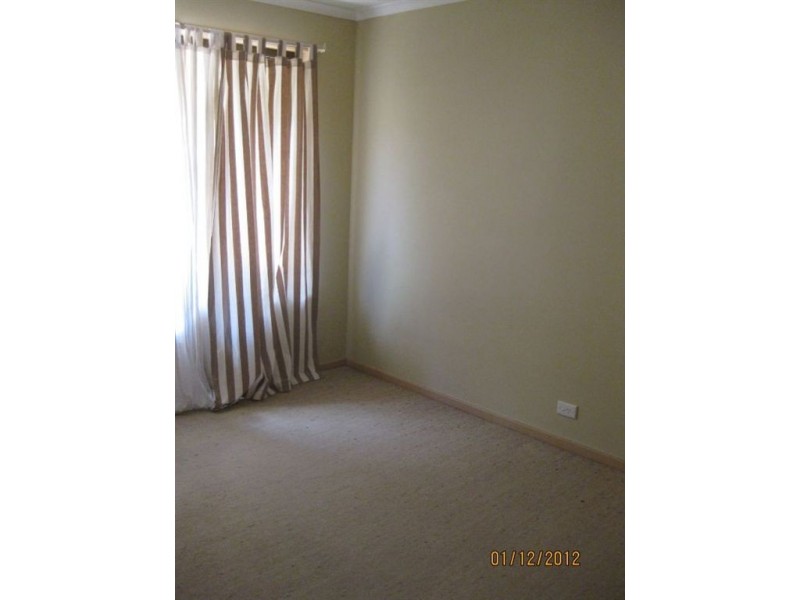 36 Radcliffe Street, Sinnamon Park QLD 4073