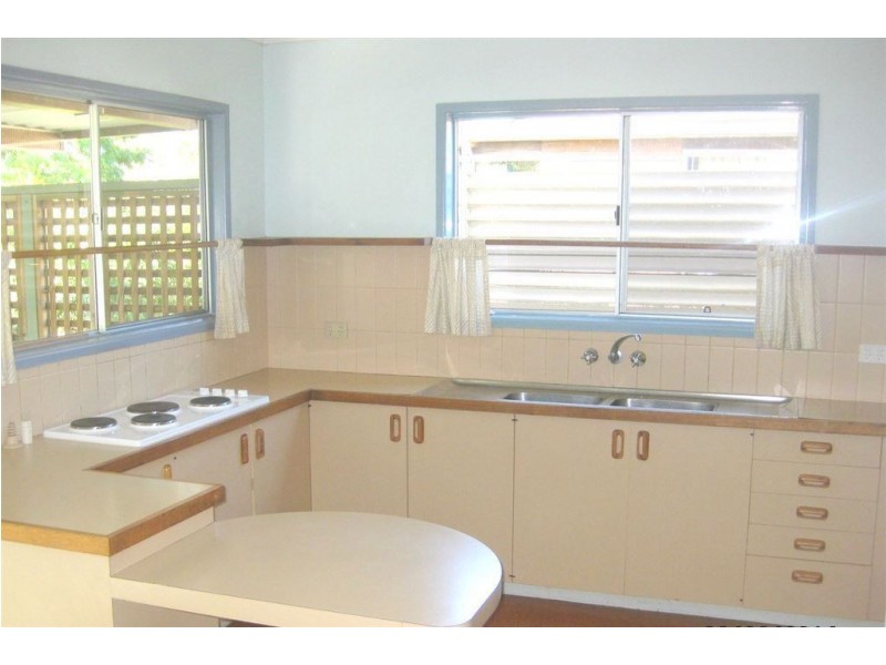 49 Brownie Street, Jamboree Heights QLD 4074