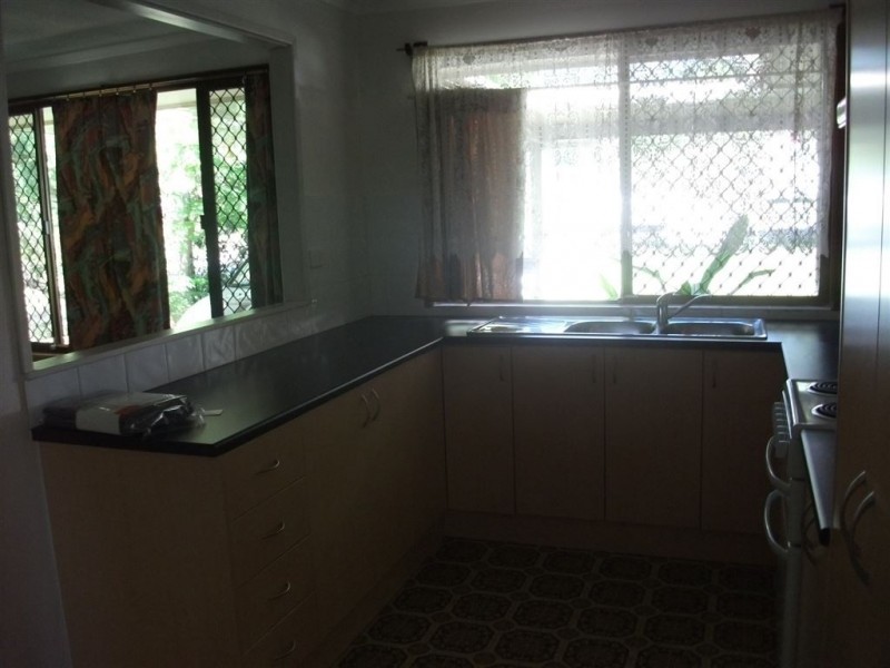 4 Sirocco Street, Jamboree Heights QLD 4074