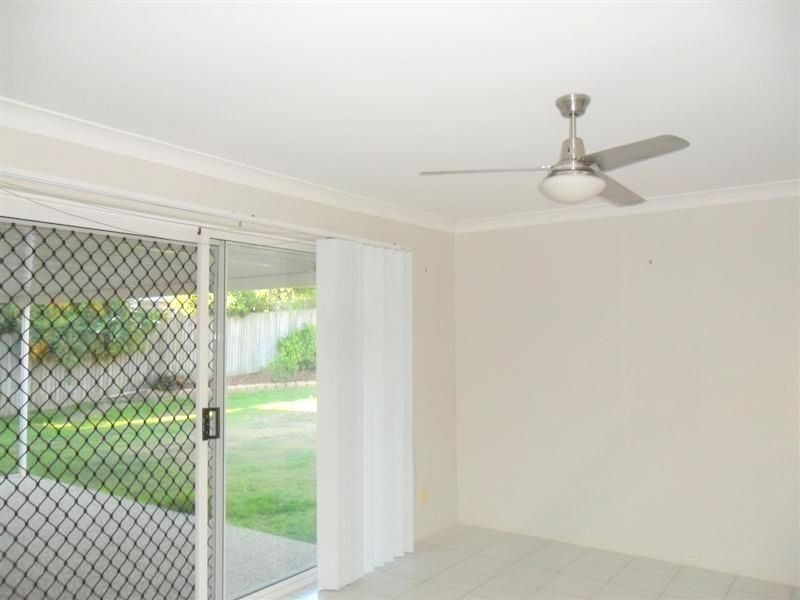 490 Westlake Drive, Riverhills QLD 4074