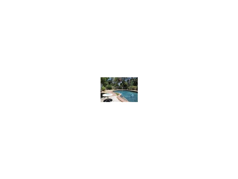 11 Gilruth Road, Kenmore QLD 4069