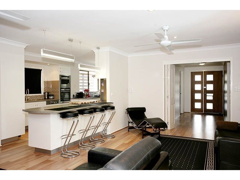 378 Sumners Road, Riverhills QLD 4074