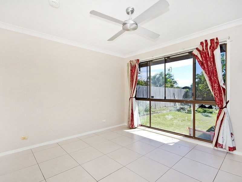 5 Trephina Close, Riverhills QLD 4074