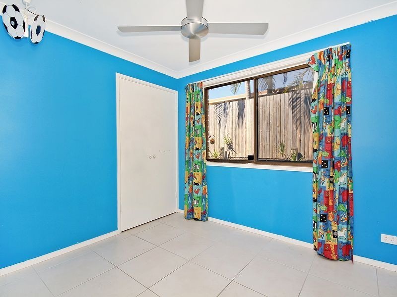 5 Trephina Close, Riverhills QLD 4074