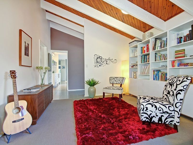 330 Horizon Drive, Riverhills QLD 4074