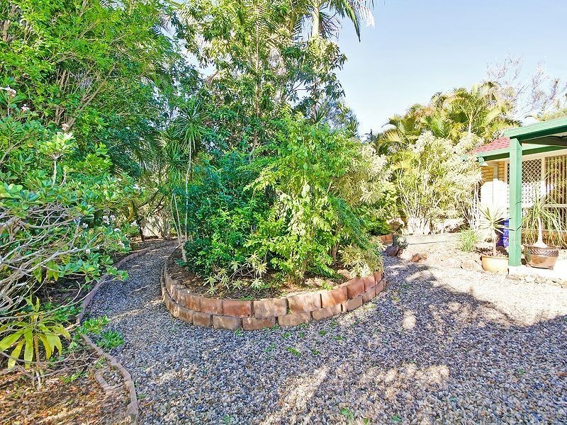 8 Kauri Place, Seventeen Mile Rocks QLD 4073