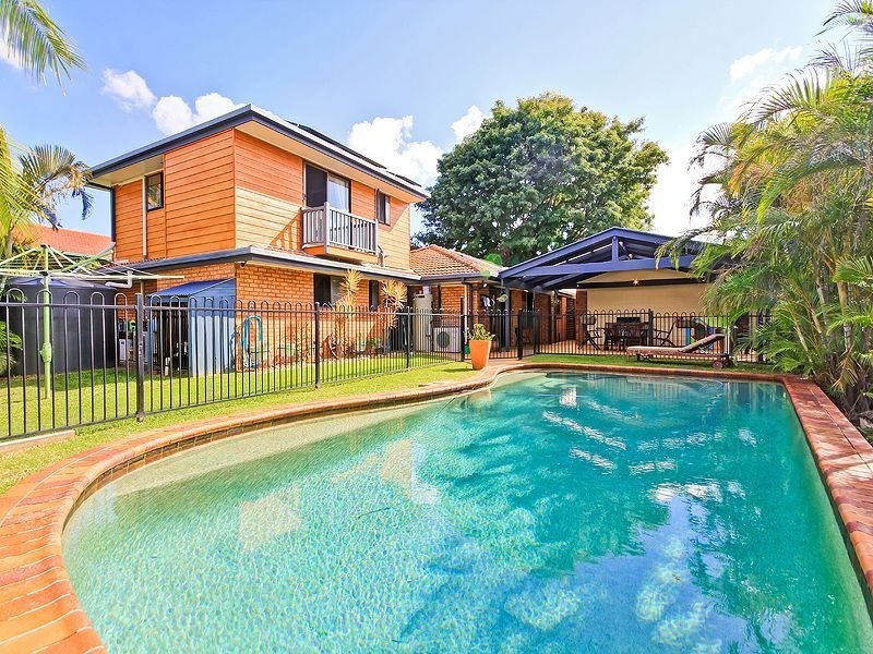 4 Kosciusko Street, Middle Park QLD 4074