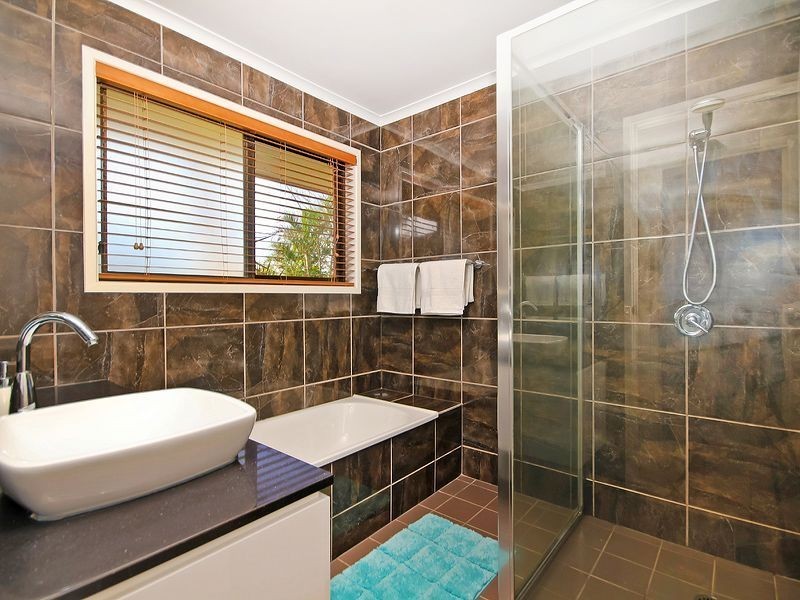 4 Kosciusko Street, Middle Park QLD 4074