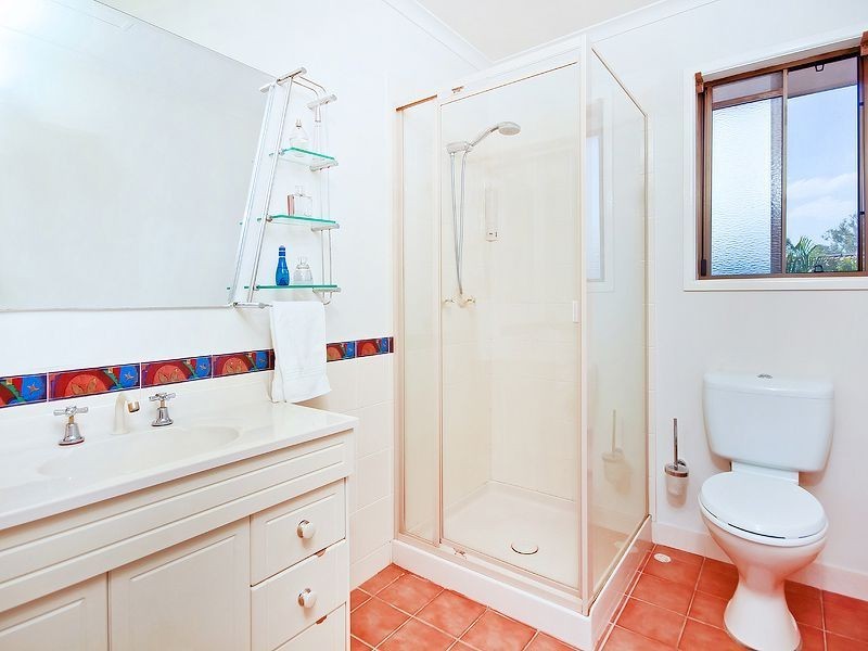 4 Kosciusko Street, Middle Park QLD 4074