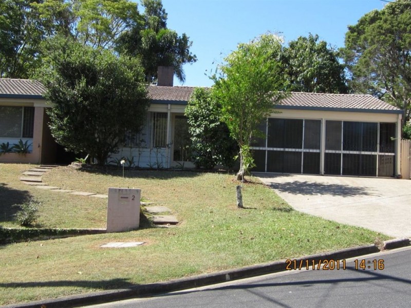 2 Whitian Street, Chapel Hill QLD 4069