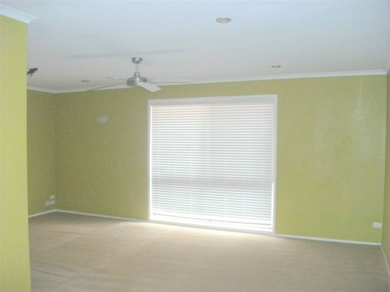 402 Sumners Road, Riverhills QLD 4074