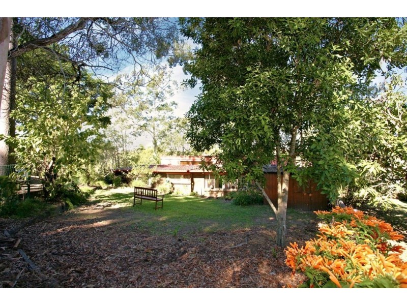 4 Roper Close, Westlake QLD 4074