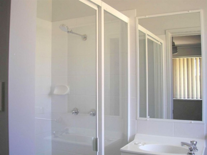 6 Wolfik Drive, Goodna QLD 4300
