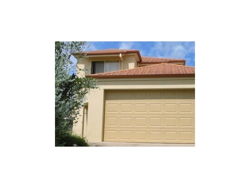 13 Homebush Cresecent, Sinnamon Park QLD 4073