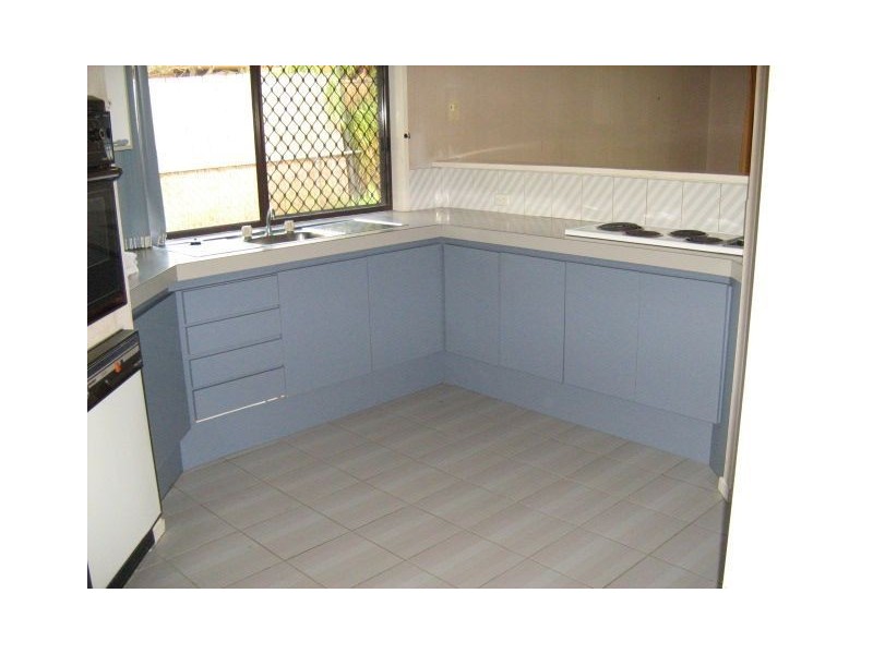 25 Avondale Road, Sinnamon Park QLD 4073