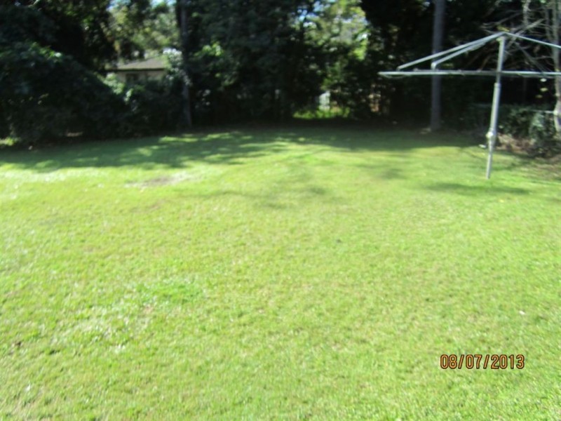 19 Belford Street, Kenmore QLD 4069